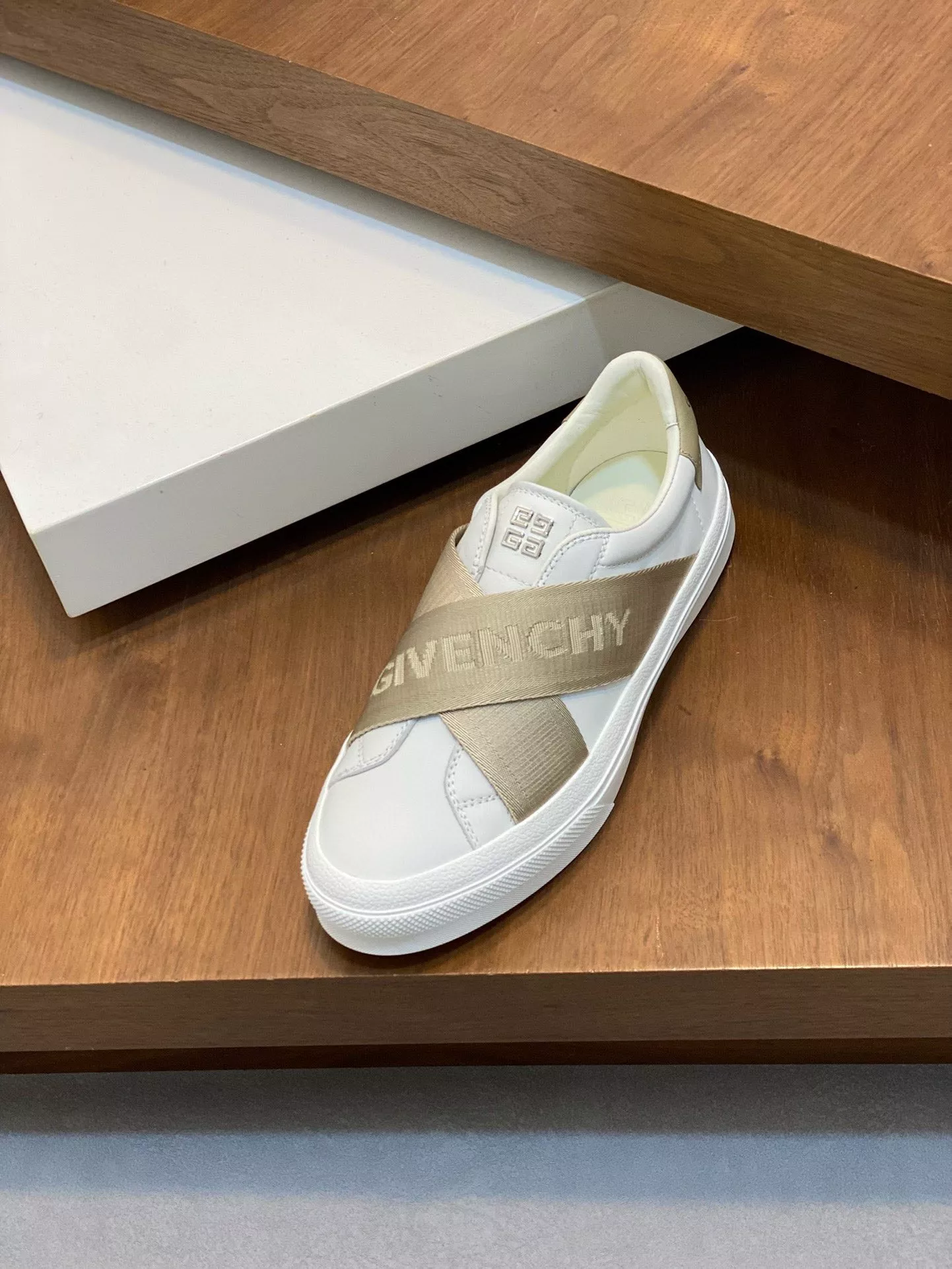 givenchy decontractees chaussures pour homme s_12b4a264